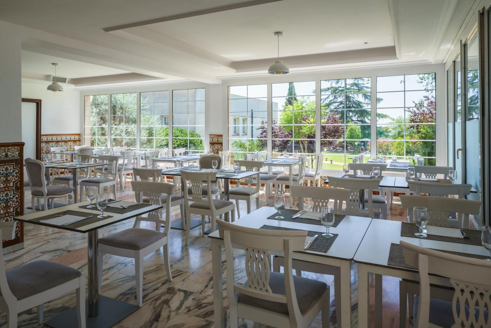 Crisol Jardines De Cordoba Hotell Eksteriør bilde